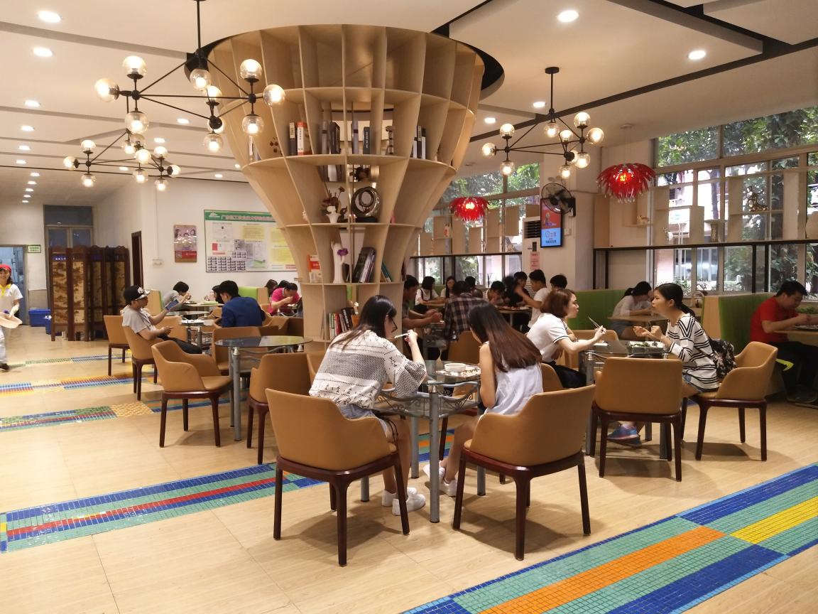 广东轻工职业技术学院第一食堂四、五楼食堂 广东轻工职业技术学院第一食堂四、五楼食堂