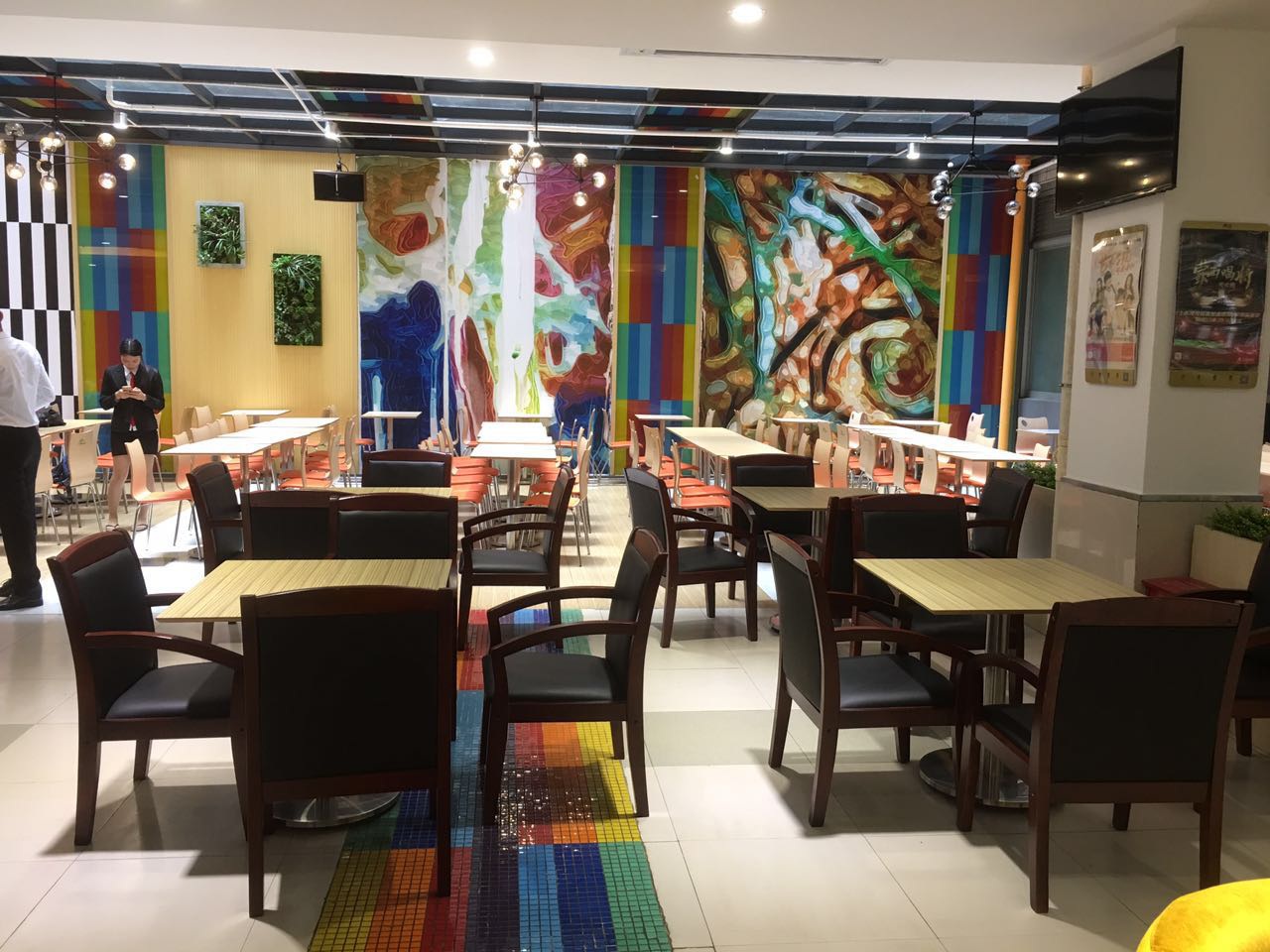 广东轻工职业技术学院第一食堂四、五楼食堂 广东轻工职业技术学院第一食堂四、五楼食堂